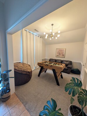 Spielezimmer