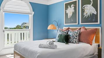4 bedrooms, desk, iron/ironing board, travel cot