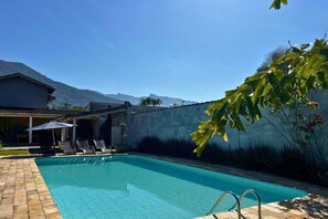 Pool - Villa Tavares – Your Home with Pool on Lagoinha Beach, Ubatuba (Lagoinha Ubatuba)