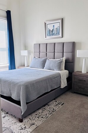 2 habitaciones, tabla de planchar con plancha, internet y ropa de cama 