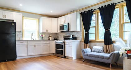 4-bedroom bed & breakfast in fantastic Upper Marlboro with AC