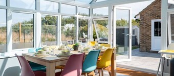 The Rainbow Retreat • Sleeps 11