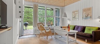 "Dorrit" - 200m from the sea by Interhome