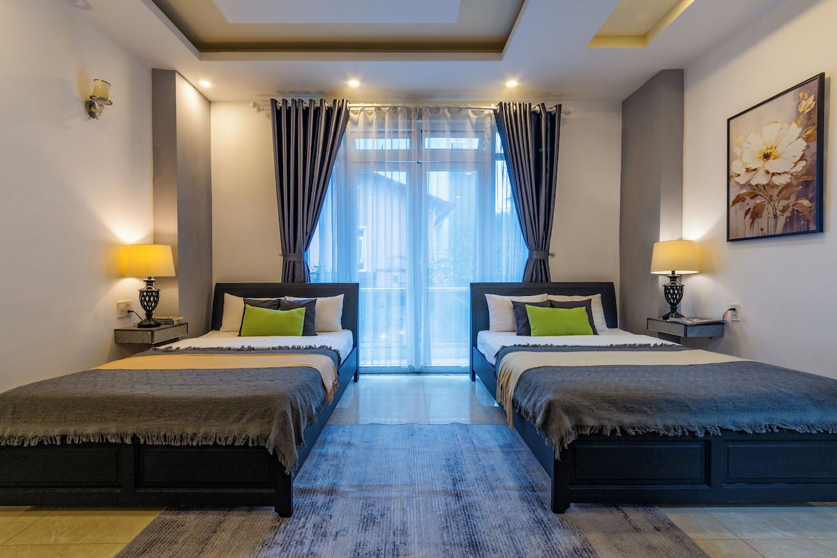 Family Double Room, Non Smoking, City View | Iron/ironing board, free WiFi