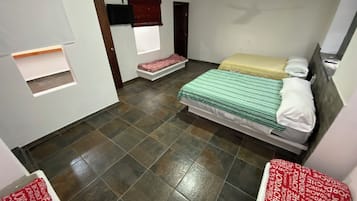 1 bedroom, internet, bed sheets