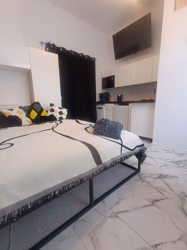 1 bedroom