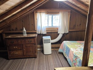 3 bedrooms, internet, bed sheets