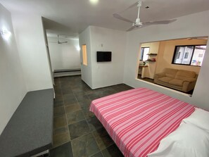 1 多间卧室、WiFi、床单