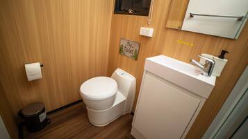 Dusch, hÄrtork och handdukar