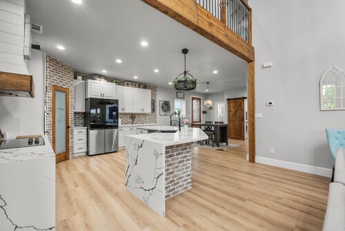 Waterfront 5 Acre Barndominium