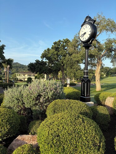 Charming 2-bedroom, 2-bath condo, Slick Rock 18 Hole Golf, Horseshoe Bay, TX