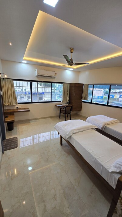 Hotel Priyanka palace lodging