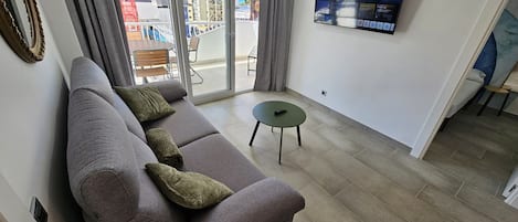 Apartment | Living room