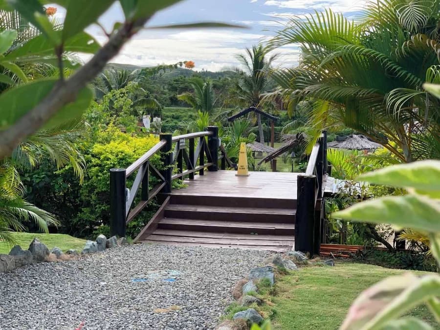Caja de seguridad en la habitación y escritorio