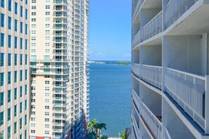 Unclassified image, 2 of 54, button