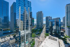 Unclassified image, 3 of 54, button