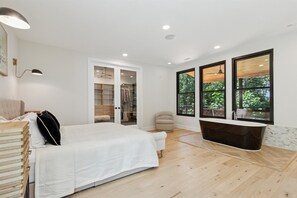 6 makuuhuonetta, Wi-Fi, vuodevaatteet