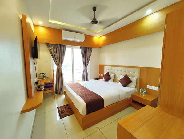 Standard Double Room, Air conditioning | Hypo-allergenic bedding, soundproofing, free WiFi
