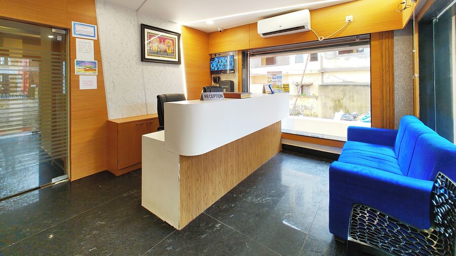 Premium Hotel W K Puri