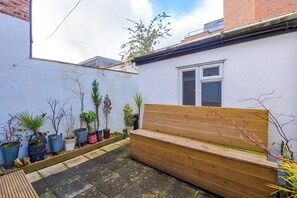 House, Patio | Terrace/patio