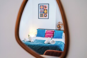 House, Patio | Iron/ironing board, free WiFi