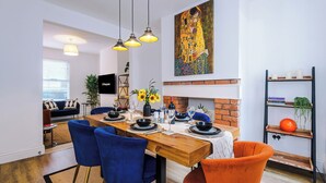 House, Patio | In-room dining - 3 Volunteer Street (Chester)