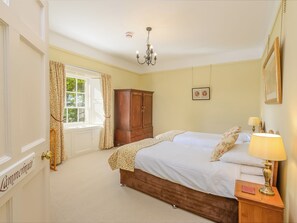 6 bedrooms, free WiFi