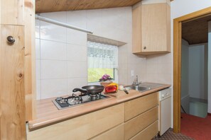 Comfort Apartment, Balcony, Mountain View | Private kitchen - Kedul Lodge (Santa Cristina Valgardena)