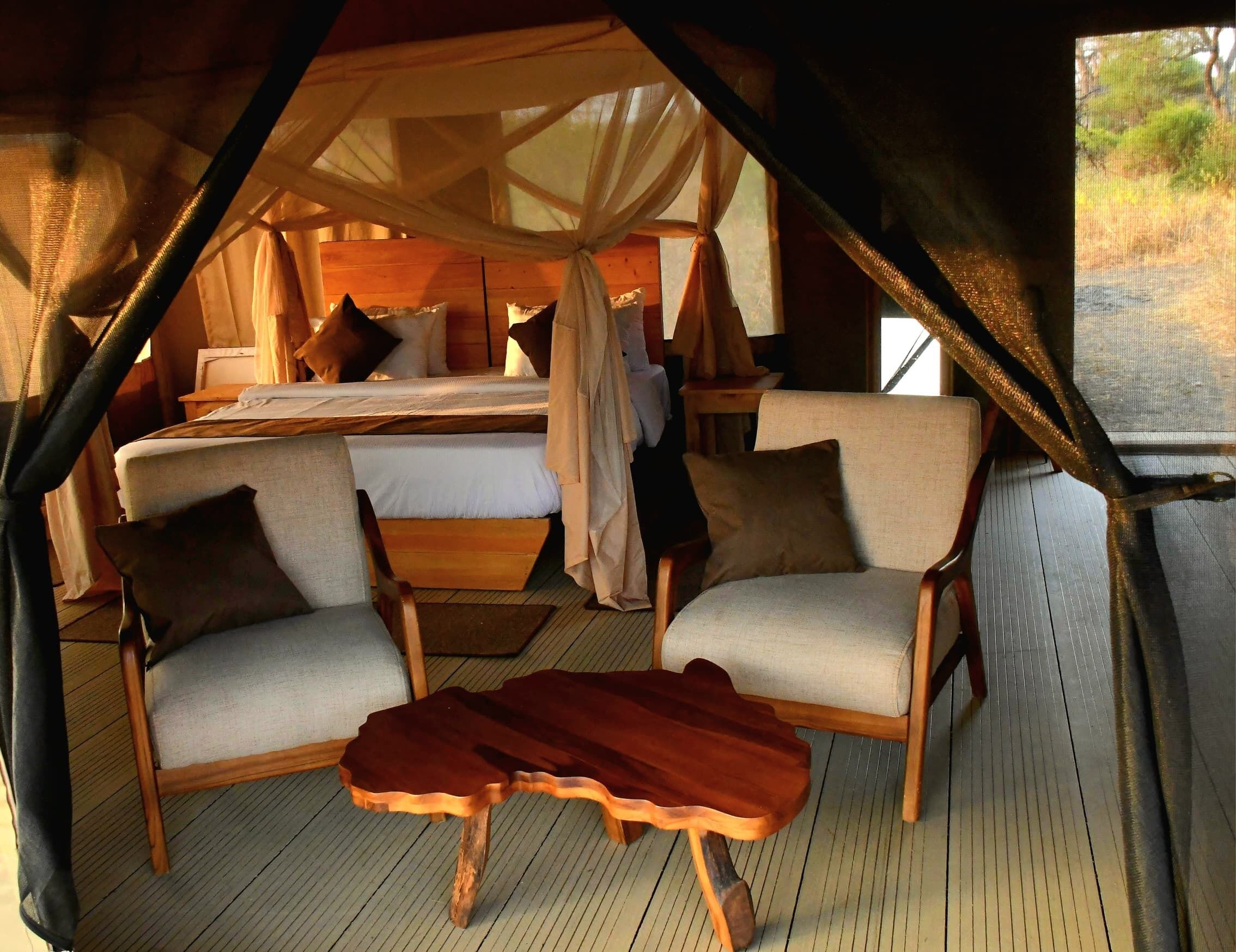 Skrivebord, arbejdsområde til bærbare computere, gratis Wi-Fi