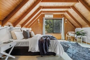 3 quartos, ferros/tábuas de passar roupa, Wi-Fi, roupa de cama