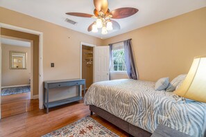 3 bedrooms, free WiFi, bed sheets