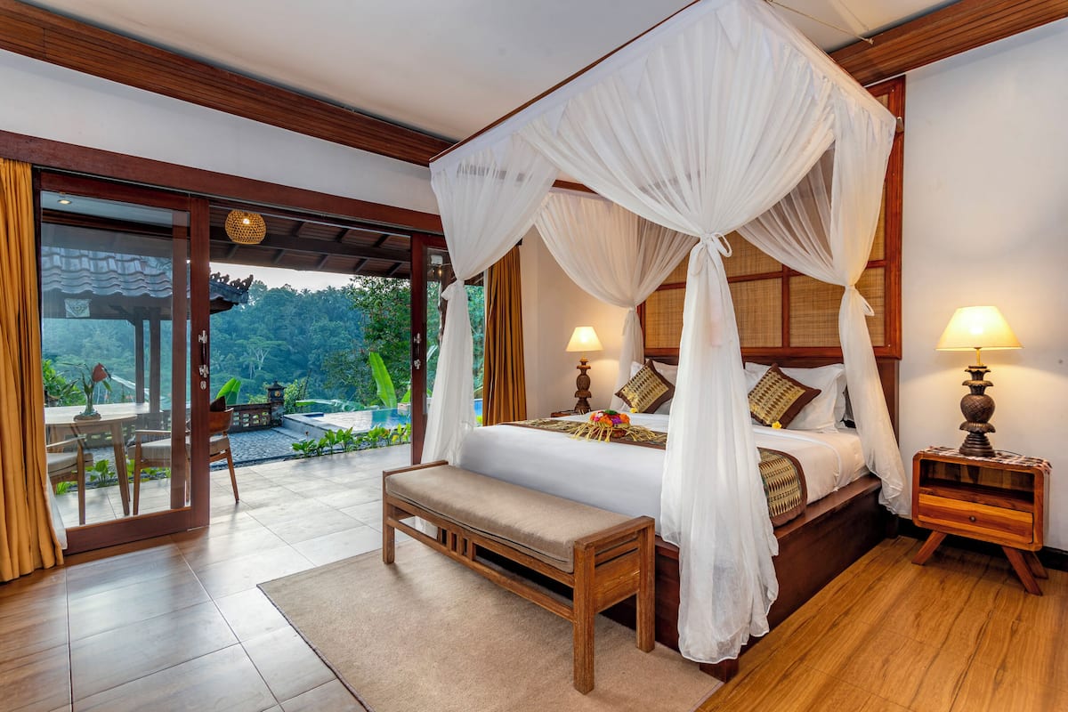 Villa, 2 Bedrooms, Private Pool, Valley View | Desk, laptop workspace, free WiFi, bed sheets