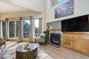 TV, fireplace, offices