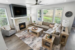 TV, fireplace, offices