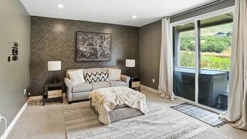 4 bedrooms, desk, iron/ironing board, travel crib