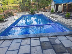 Piscine extérieure