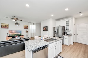 Microwave, oven, stovetop, dishwasher
