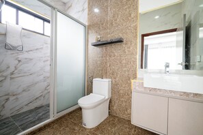 Villa, 3 Bedrooms, Smoking, Private Pool | Bathroom