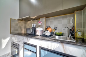 Villa, 3 Bedrooms, Smoking, Private Pool | Interior