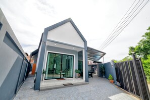 Villa, 3 Bedrooms, Smoking, Private Pool | Exterior