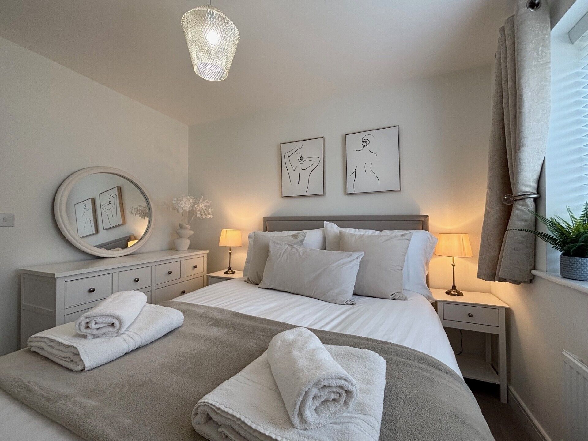 3 bedrooms, iron/ironing board, free WiFi