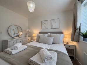 3 chambres, fer et planche à repasser, Wi-Fi gratuit