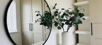 3 Bed Stylish Shrewsbury Home