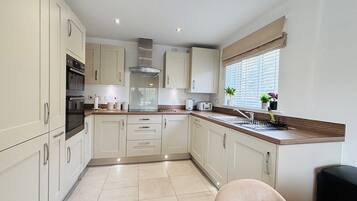 Microwave, oven, dishwasher