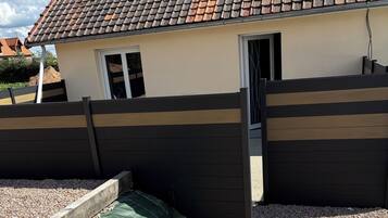 Enceinte de lâhĂ©bergement