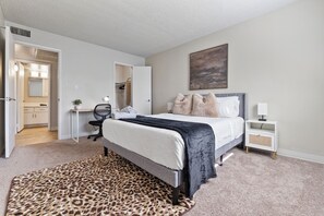1 bedroom, desk, iron/ironing board, free WiFi