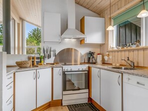 Fridge, microwave, dishwasher, cookware/dishes/utensils