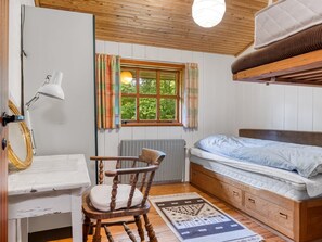 3 bedrooms, Internet
