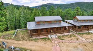 Exterior - Ute Cabin 1 at Pathways Ranch! (Lyons)