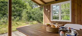 "Jarno" - 150m from the sea by Interhome